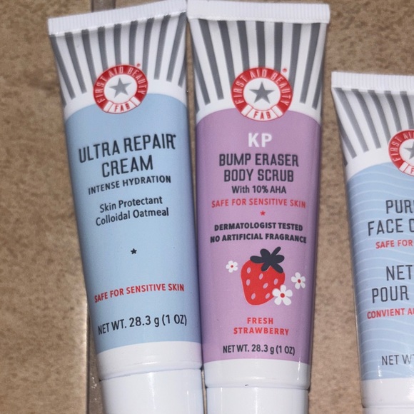 First Aid Beauty Skincare Collection with Teal Scrunchie nail file and cream bun - Picture 2 of 8